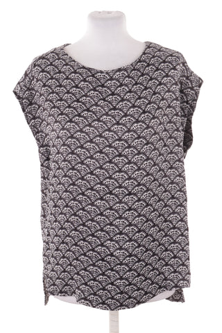 Patterned blouse