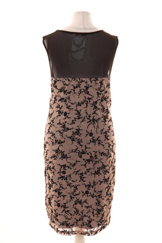 Kleid mit Blumenmuster