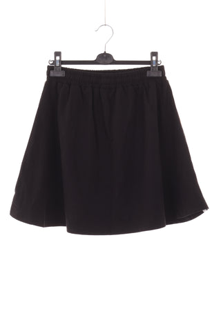 Black skirt