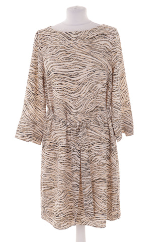Patterned dress