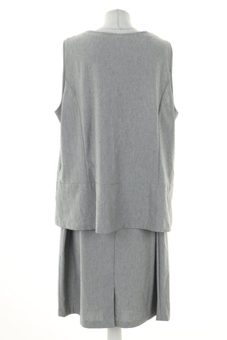 Komplet szary błyszczący