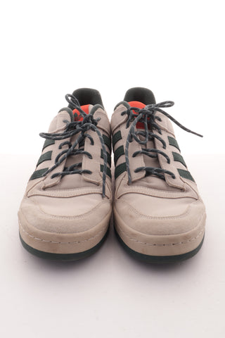 Beige shoes