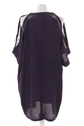 Dunkelblaues Kleid