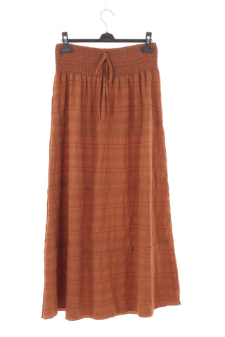 Brown skirt