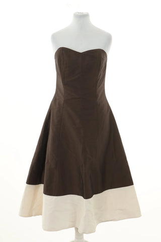 Braunes Seidenkleid
