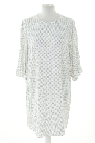Sukienka biała wzorek