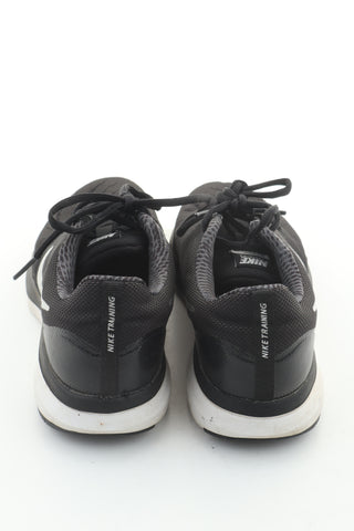 Buty czarne wzorek