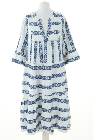Sukienka biało-niebieska wzorek